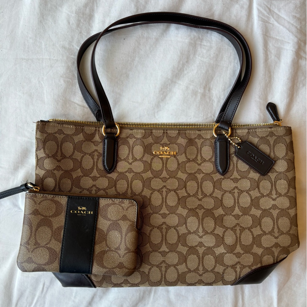 coach purse and wallet